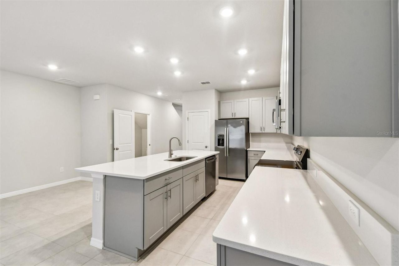 Photo 5 of 20: Kitchen