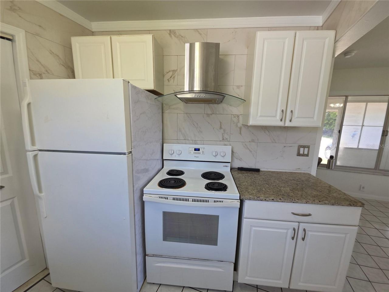 Photo 8 of 20: Kitchen