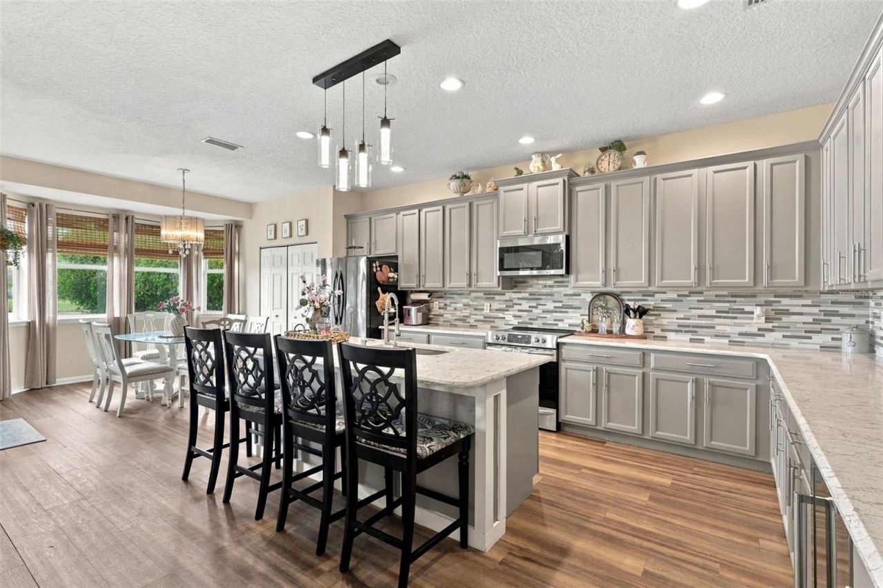 Photo 7 of 20: This remodeled kitchen is incredible!