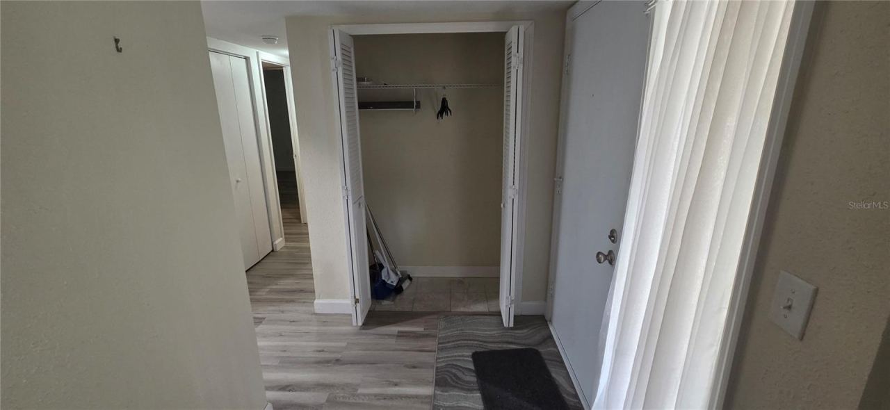 Photo 2 of 20: FOYER