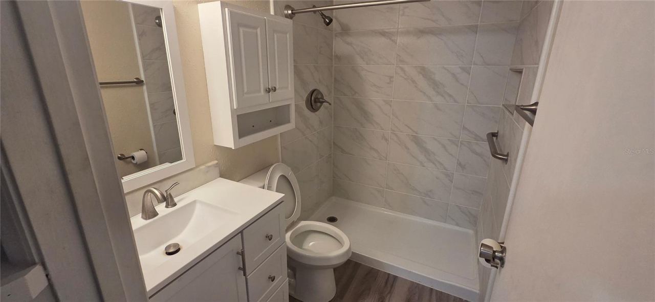 Photo 10 of 20: MASTER BATHROOM