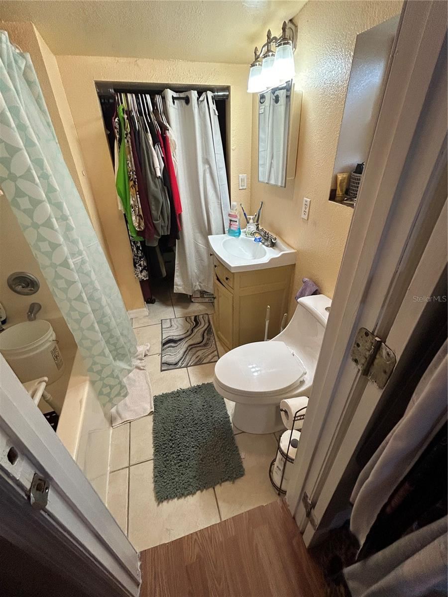 Photo 9 of 16: Main bath
