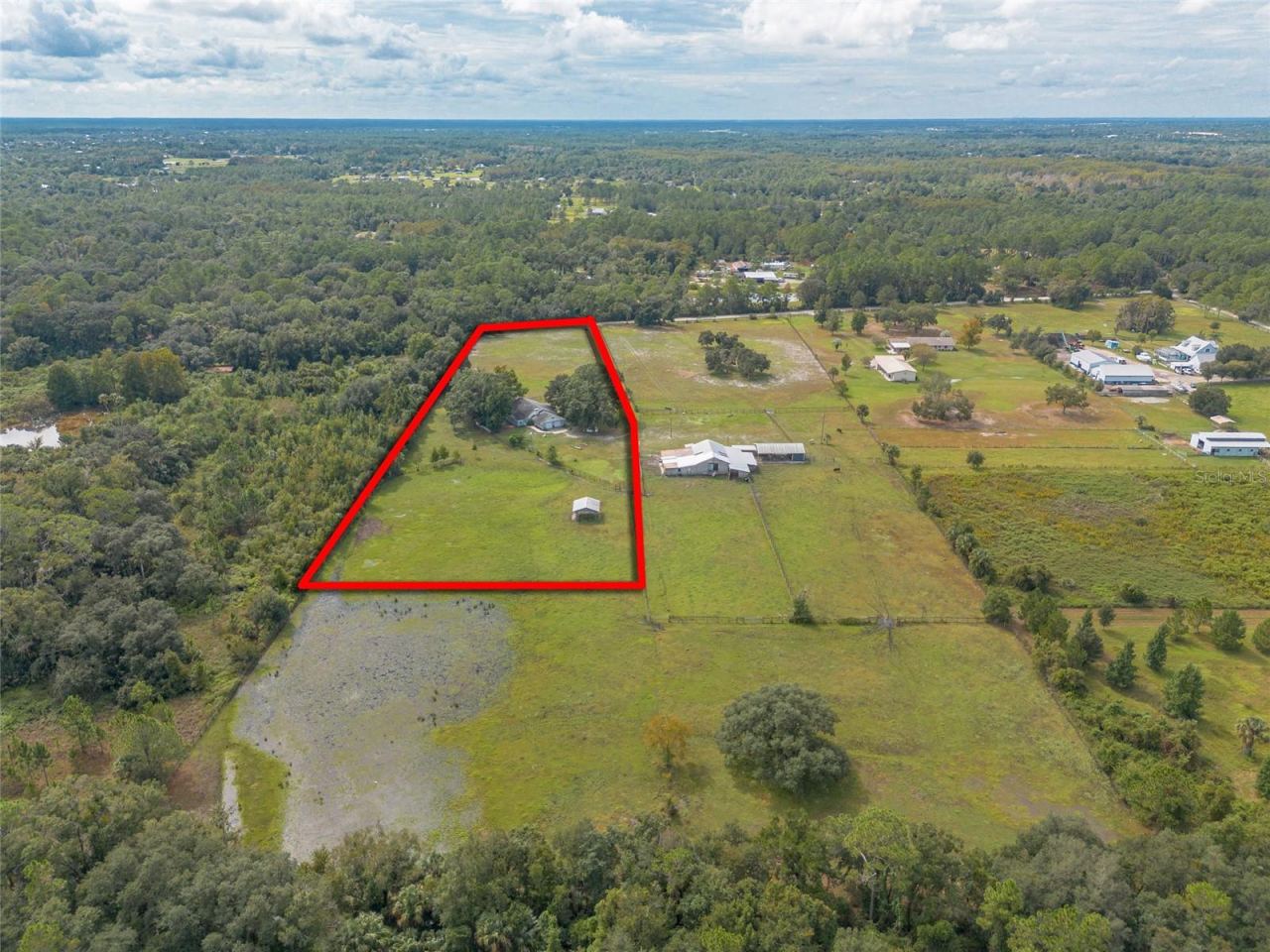 Photo 2 of 20: Property outlined in red