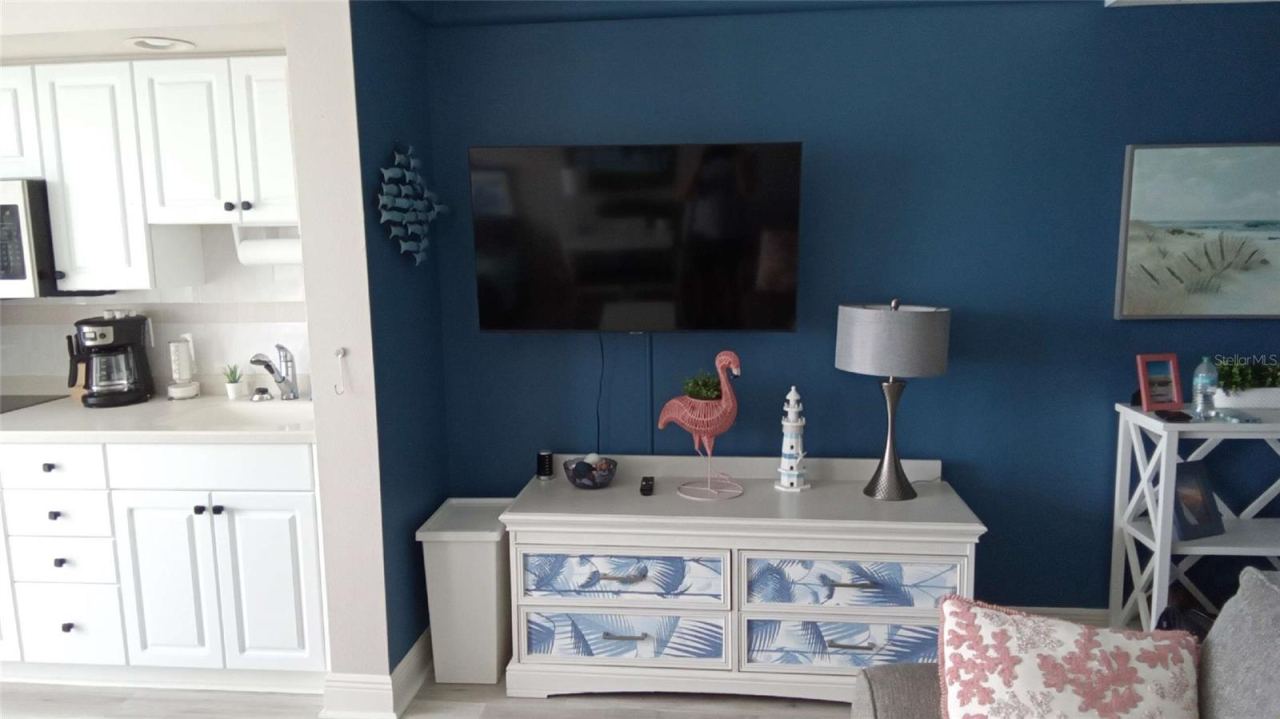 Photo 6 of 12