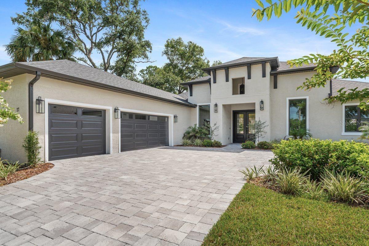 Photo 4 of 20: Courtyard Entry 3 Car Garage