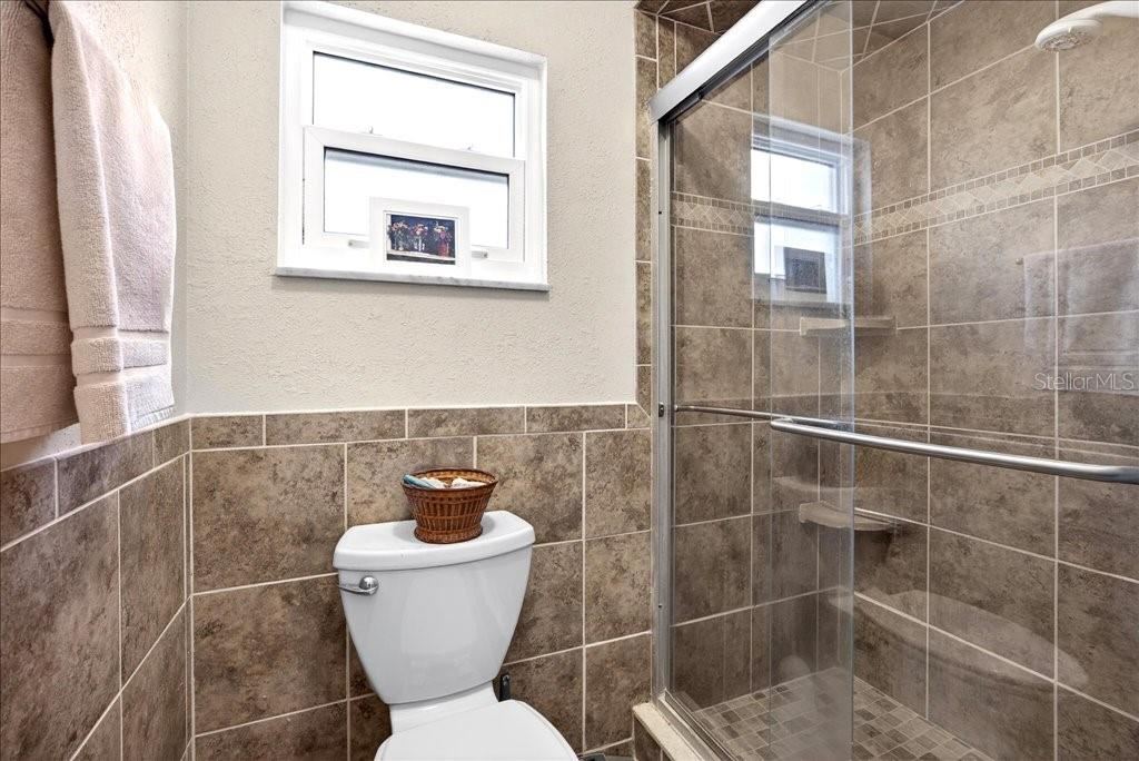 Photo 19 of 20