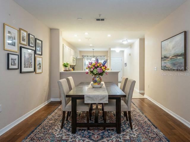 Photo 11 of 20: DINING ROOM (VIRTUALLY STAGED)