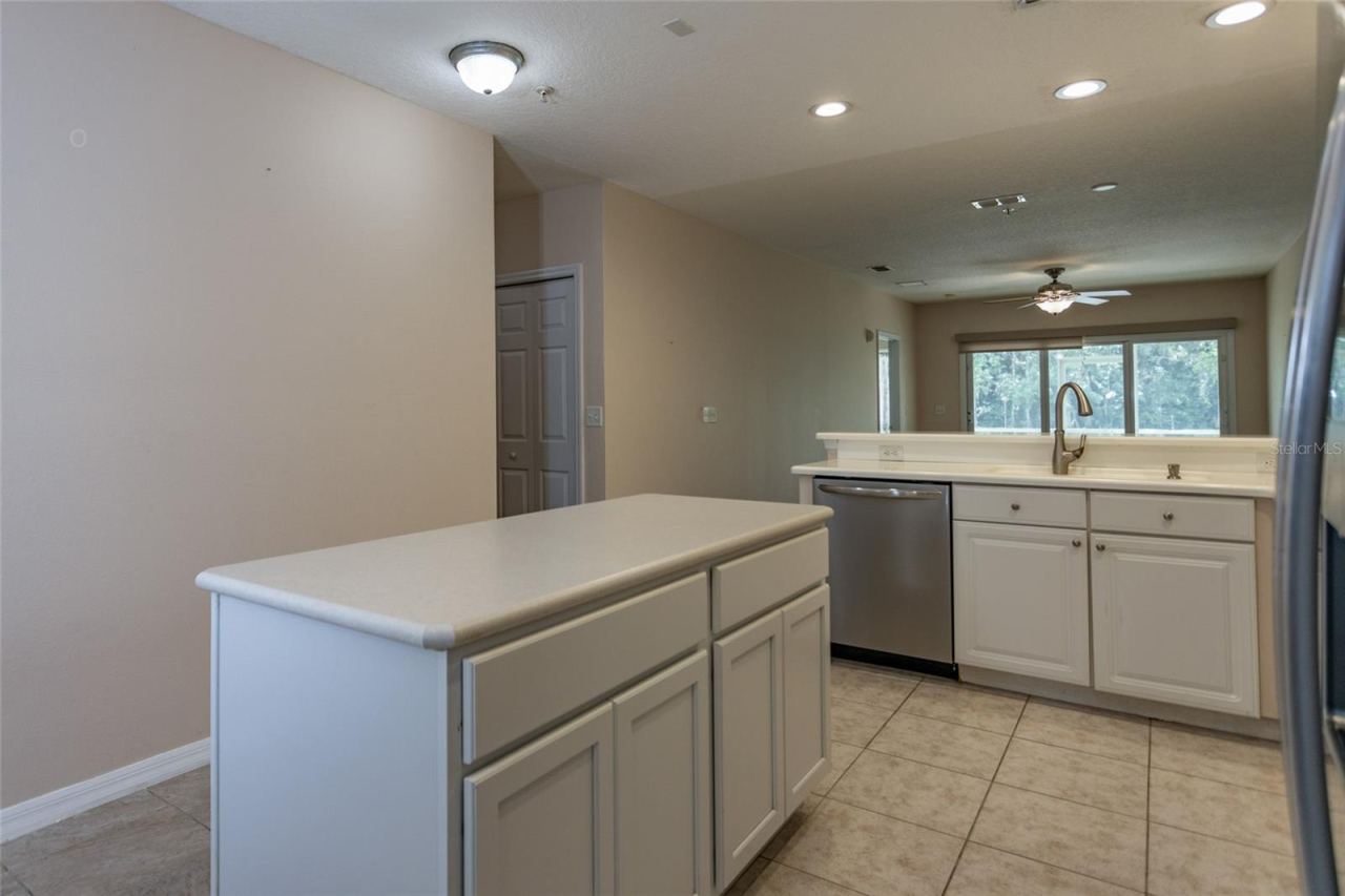 Photo 5 of 20: KITCHEN ISLAND 3