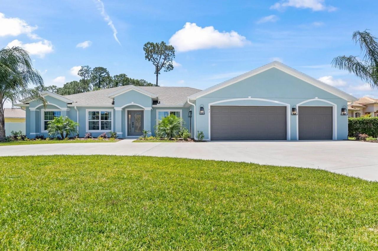 Photo 1 of 2: Photo is of similar home not of this location