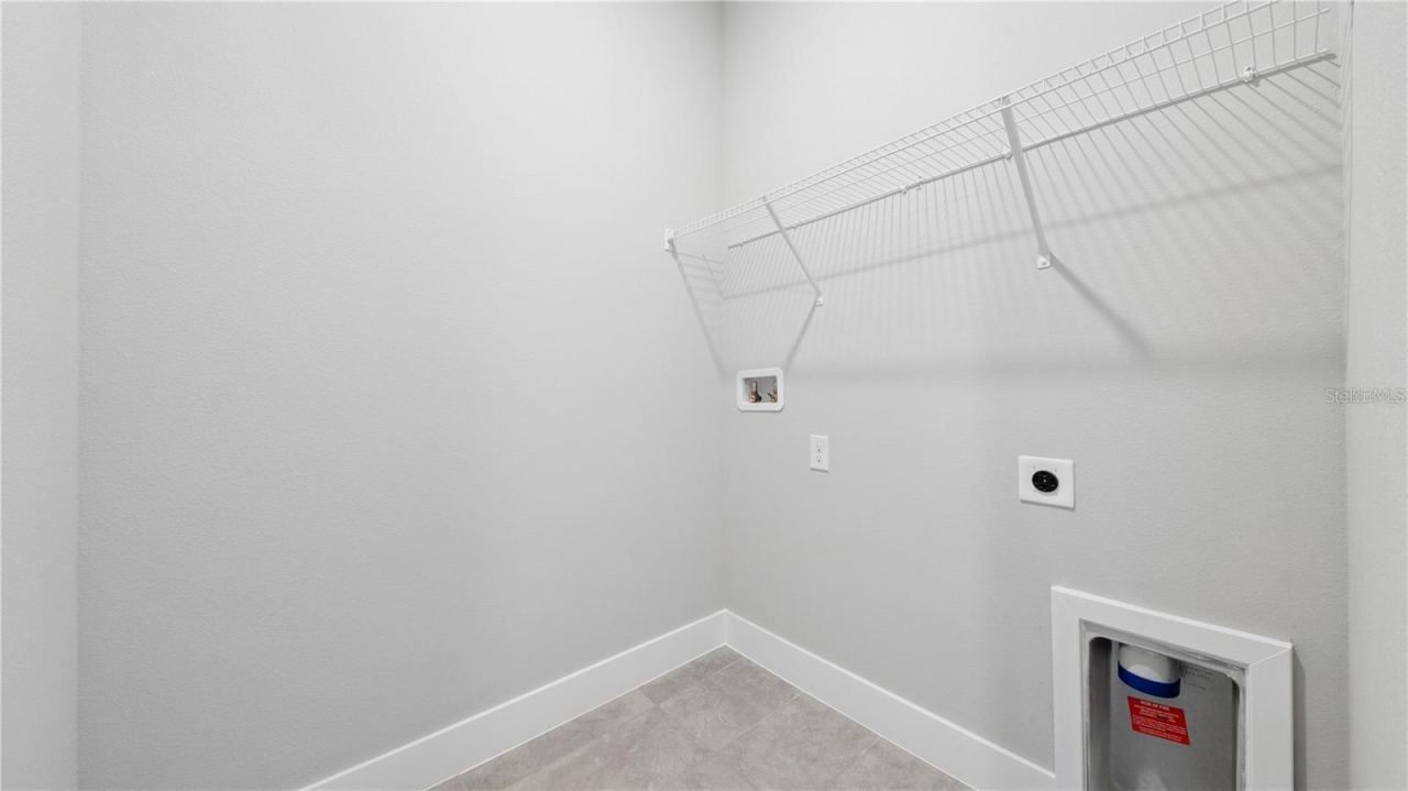 Photo 11 of 13: Photo of completed model. Finishes and colors may vary.