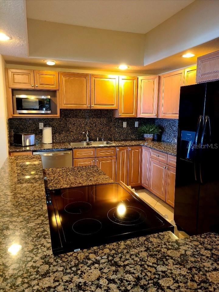 Photo 13 of 20: KITCHEN - ALL NEW APPLIANCES