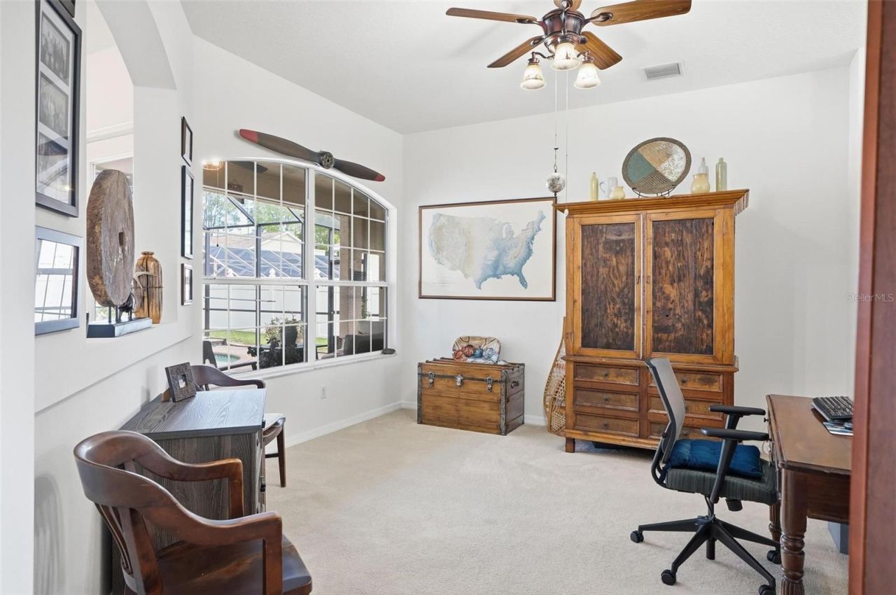 Photo 13 of 20: Office Space