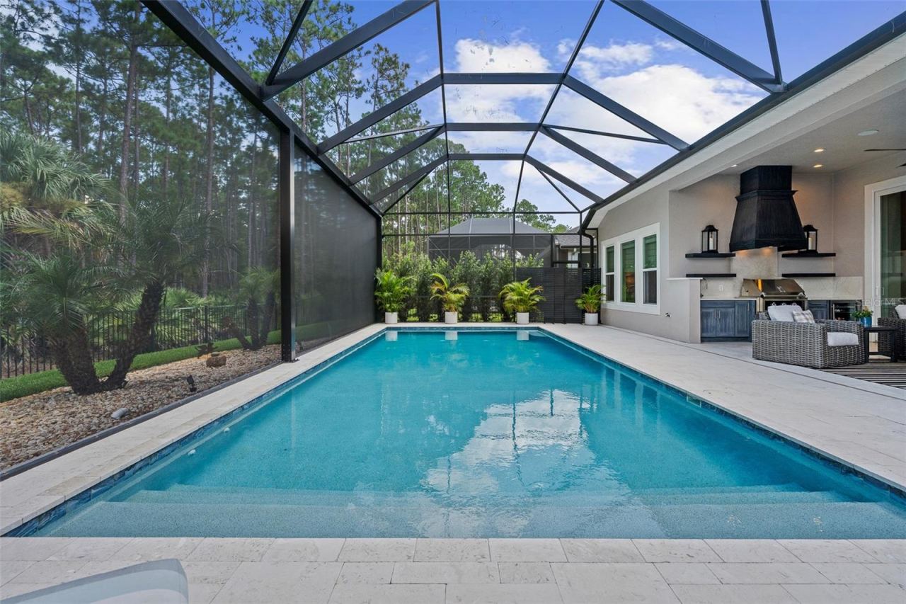 Photo 2 of 20: Large Pool