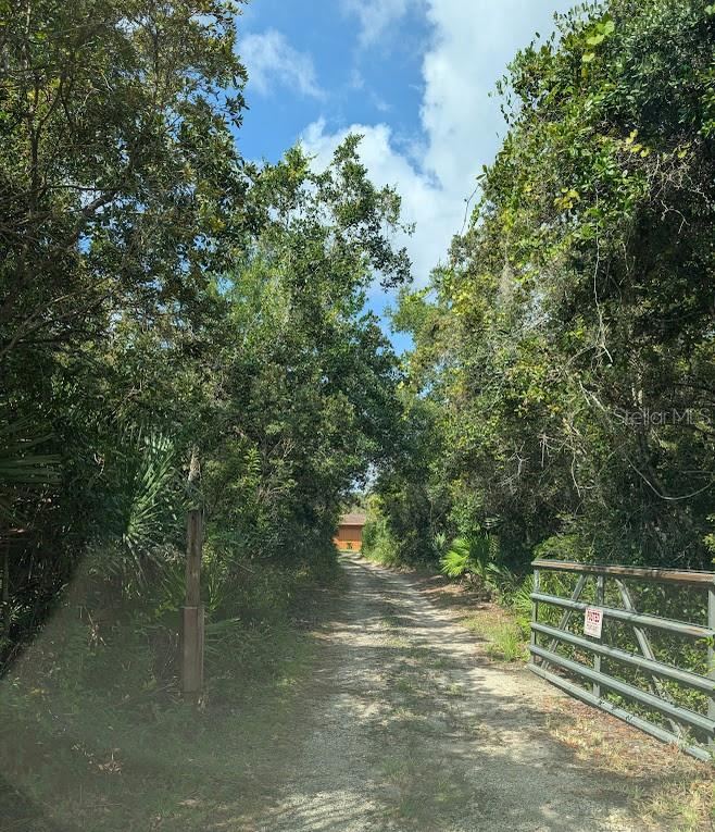 Photo 3 of 20: GATE ENTRY