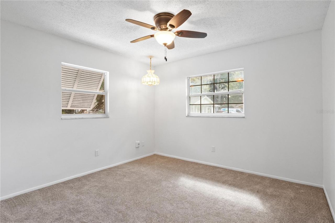 Photo 19 of 20