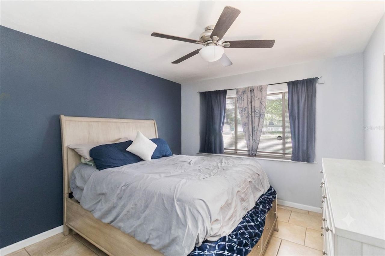 Photo 6 of 11: Primary Bedroom