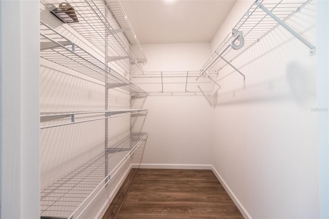 Photo 20 of 20: Walking Closet