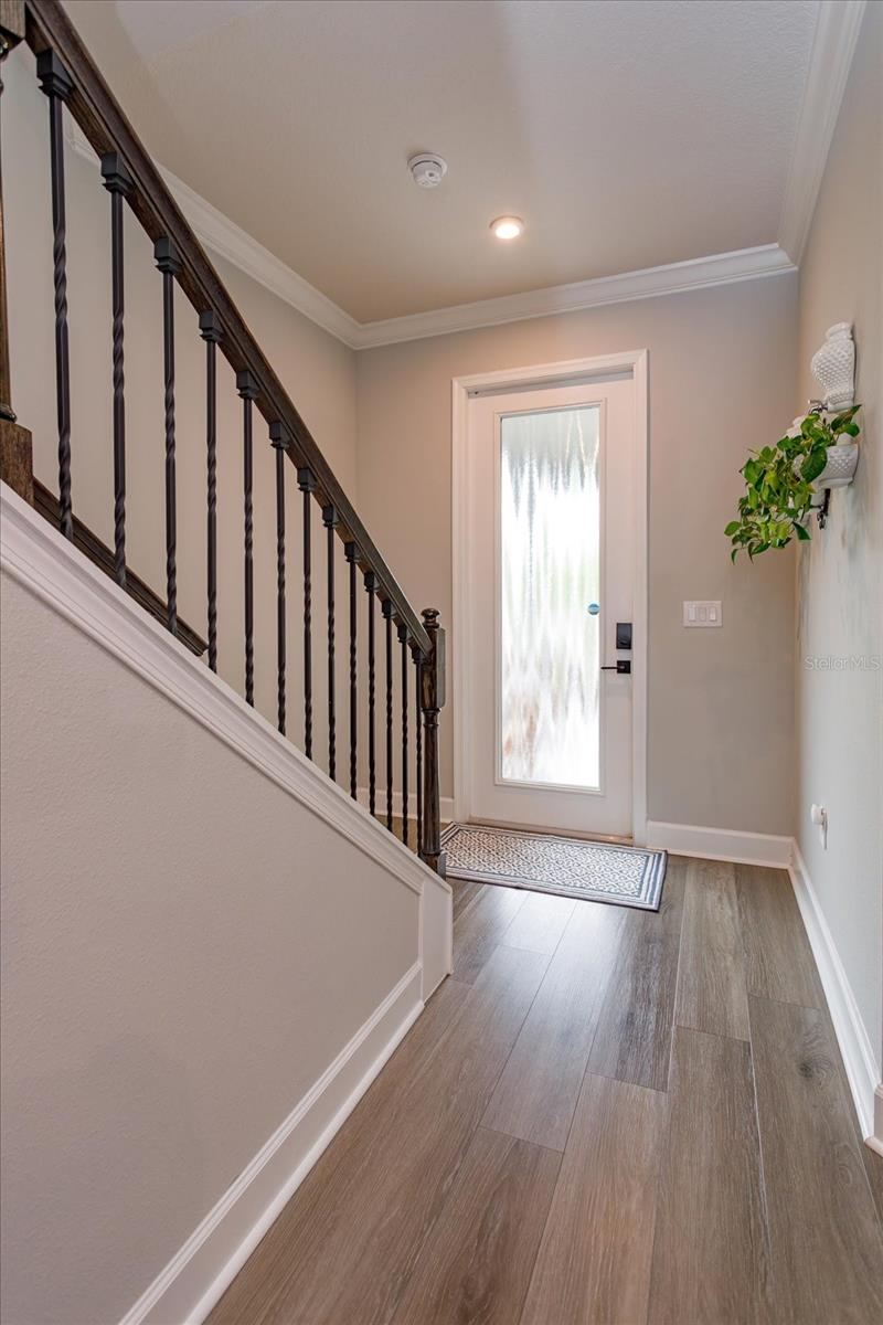 Photo 5 of 20: Foyer