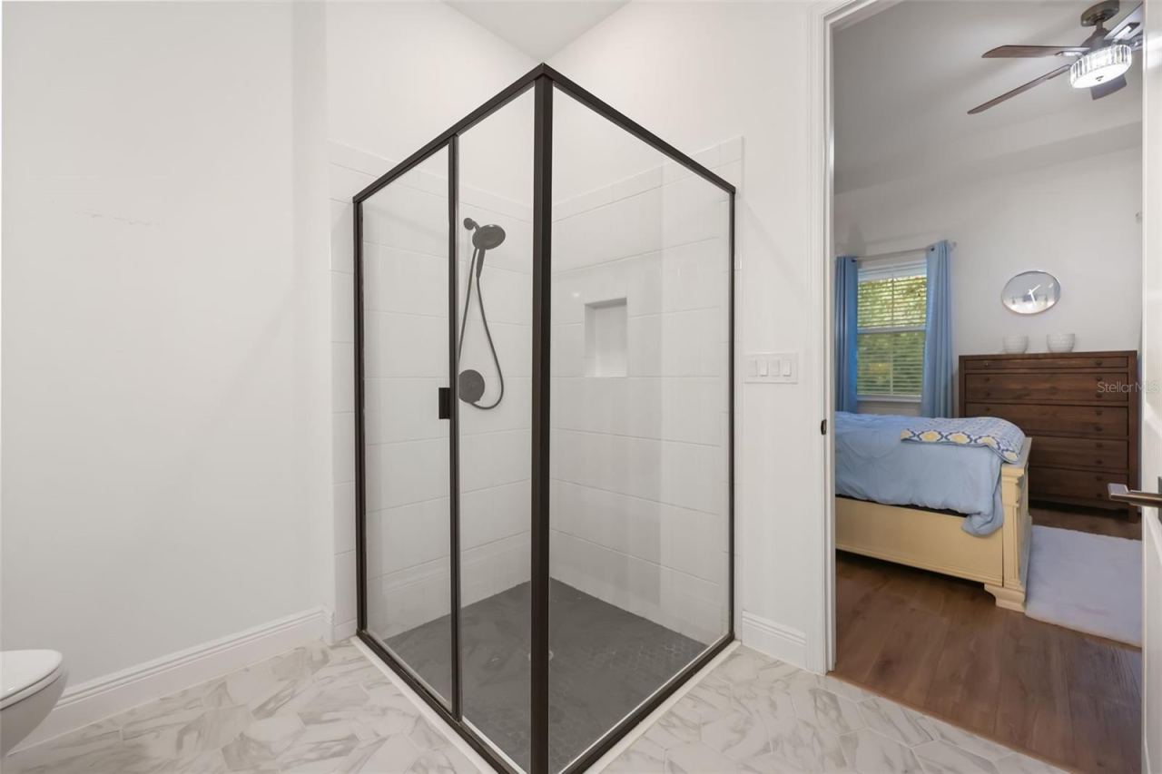Photo 12 of 20: Walk in shower