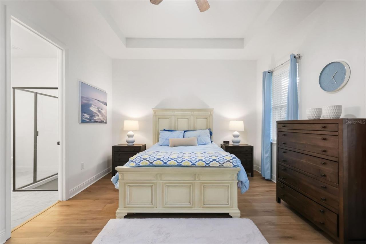 Photo 9 of 20: Primary bedroom