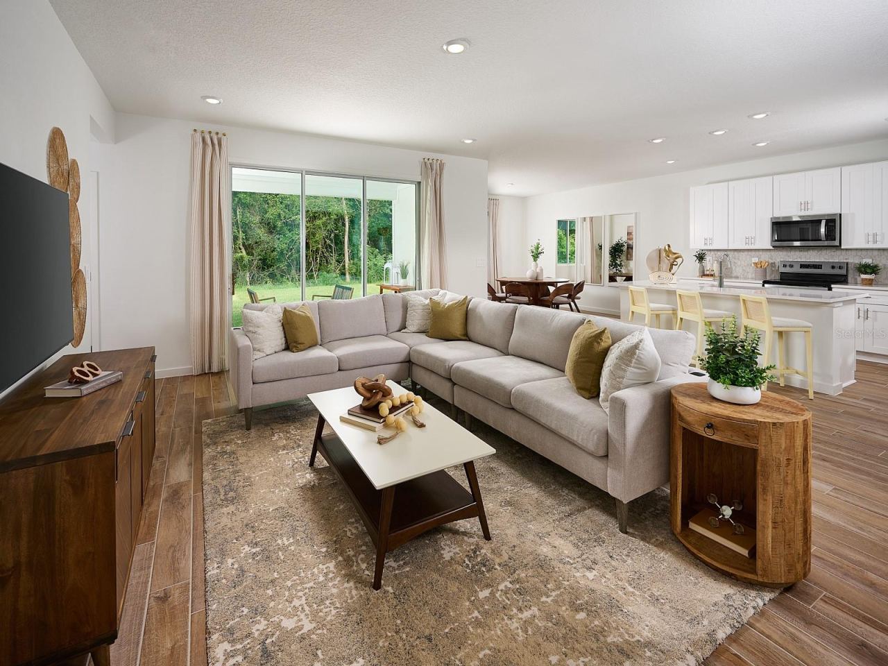 Photo 6 of 19: Photo is not of the actual home, but is an inspirational photo of builder’s model home and may depict options, furnishings, and/or decorator features that are not included