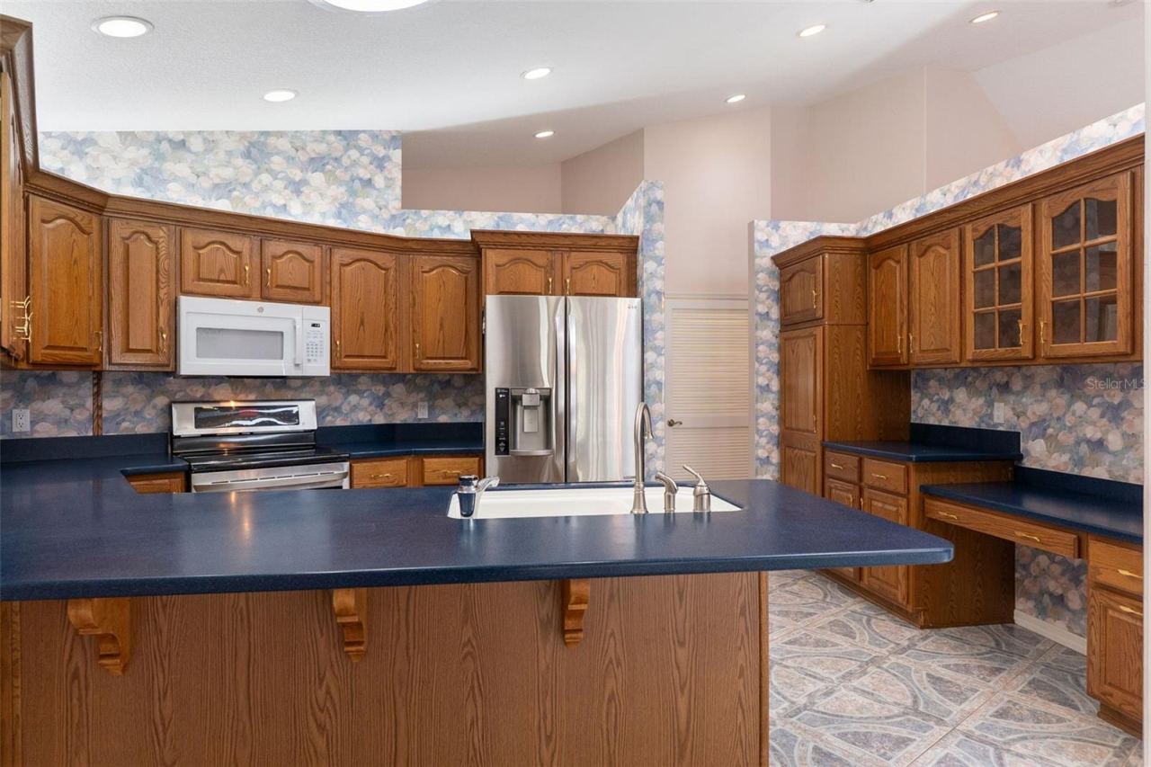 Photo 8 of 20: Kitchen