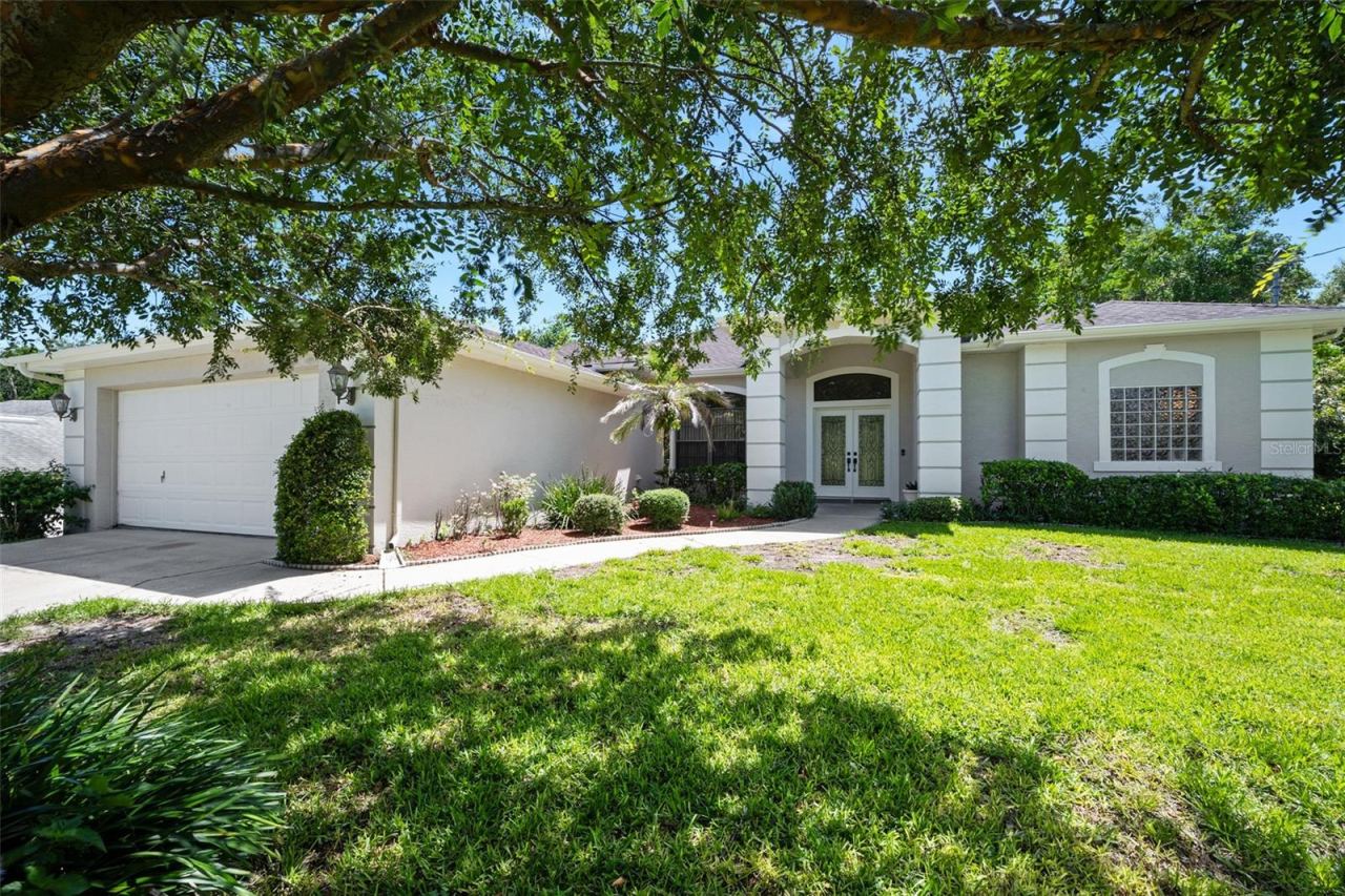 Photo 1 of 20: Front of Home