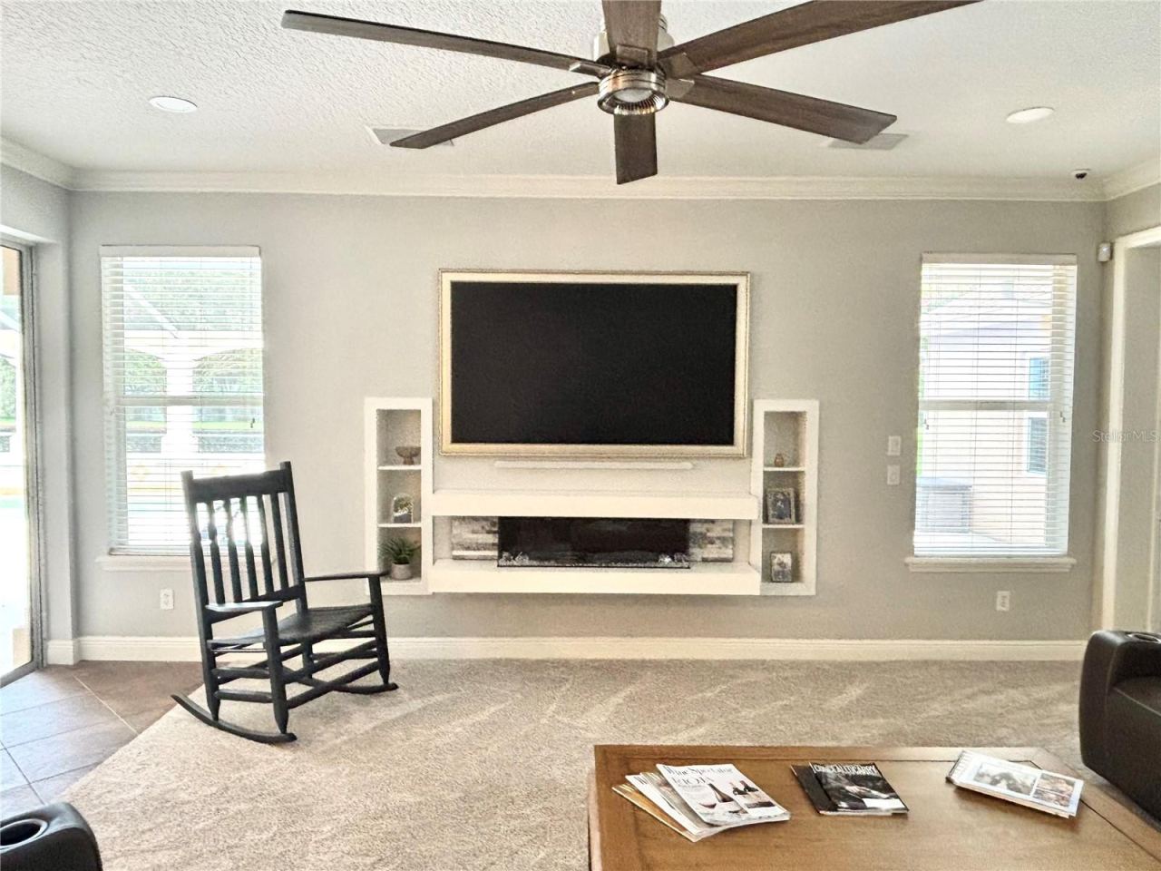 Photo 16 of 20: Family Room