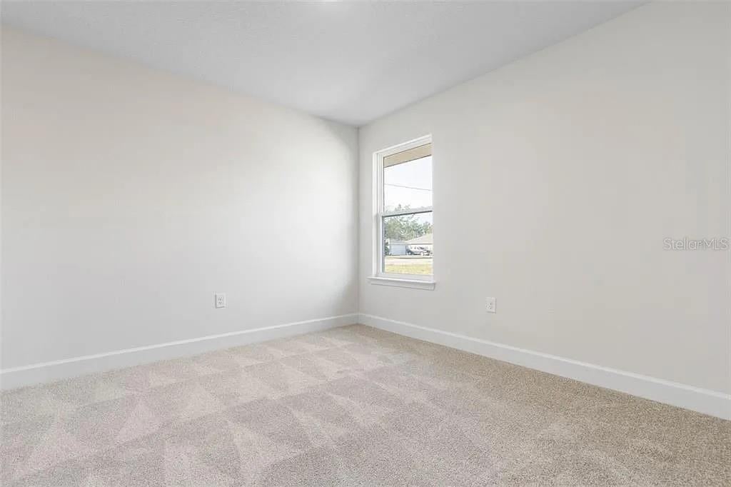 Photo 8 of 20
