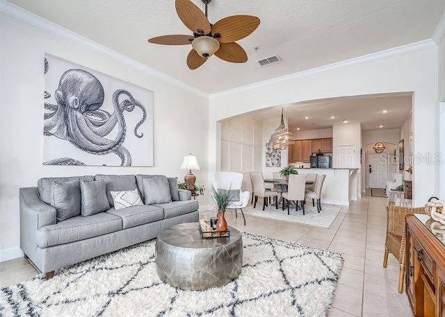 Photo 5 of 20: Open floorplan