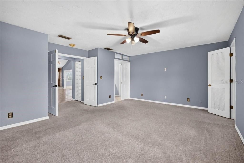 Photo 16 of 20