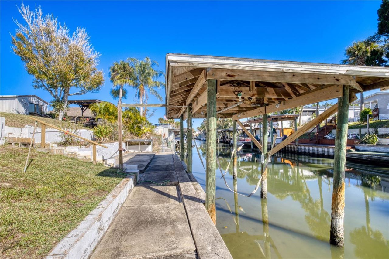 Photo 2 of 20: Boathouse and lift