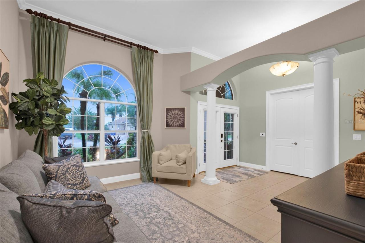 Photo 4 of 20: Formal Living or Dining Room