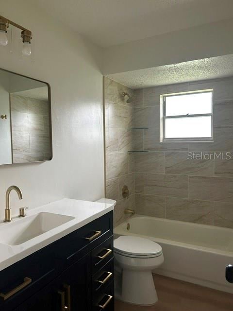Photo 8 of 10: guest bath