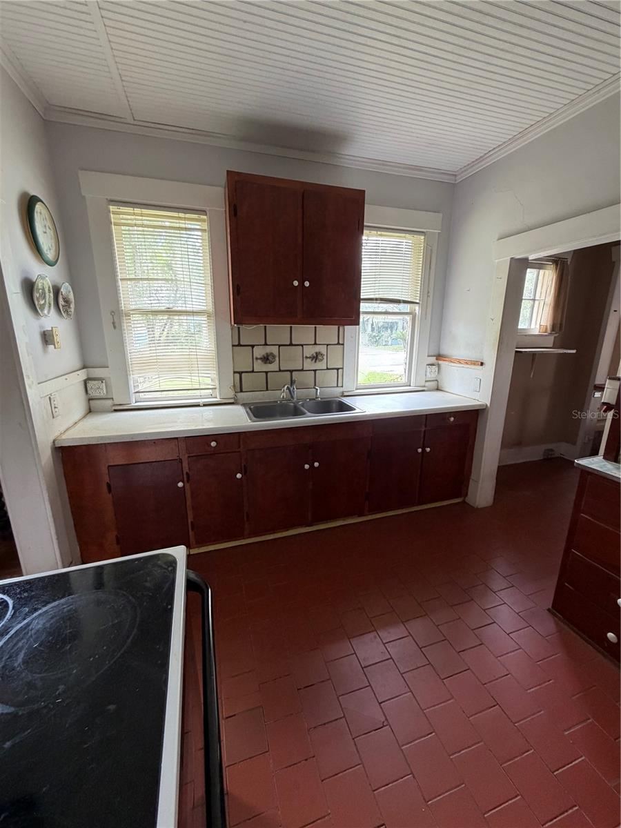Photo 15 of 20: Kitchen