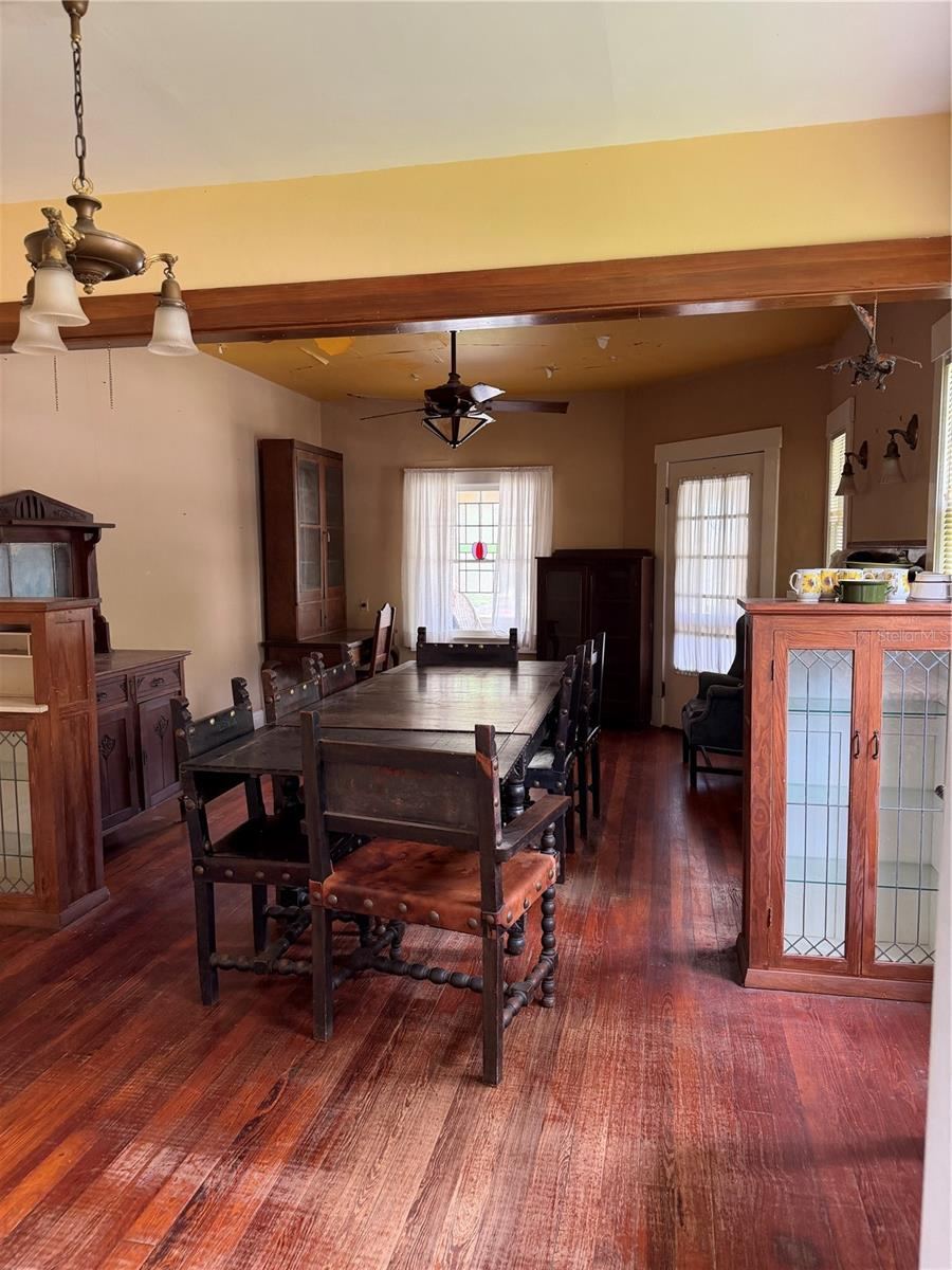Photo 6 of 20