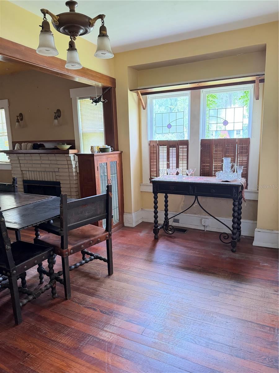 Photo 9 of 20: Dining room