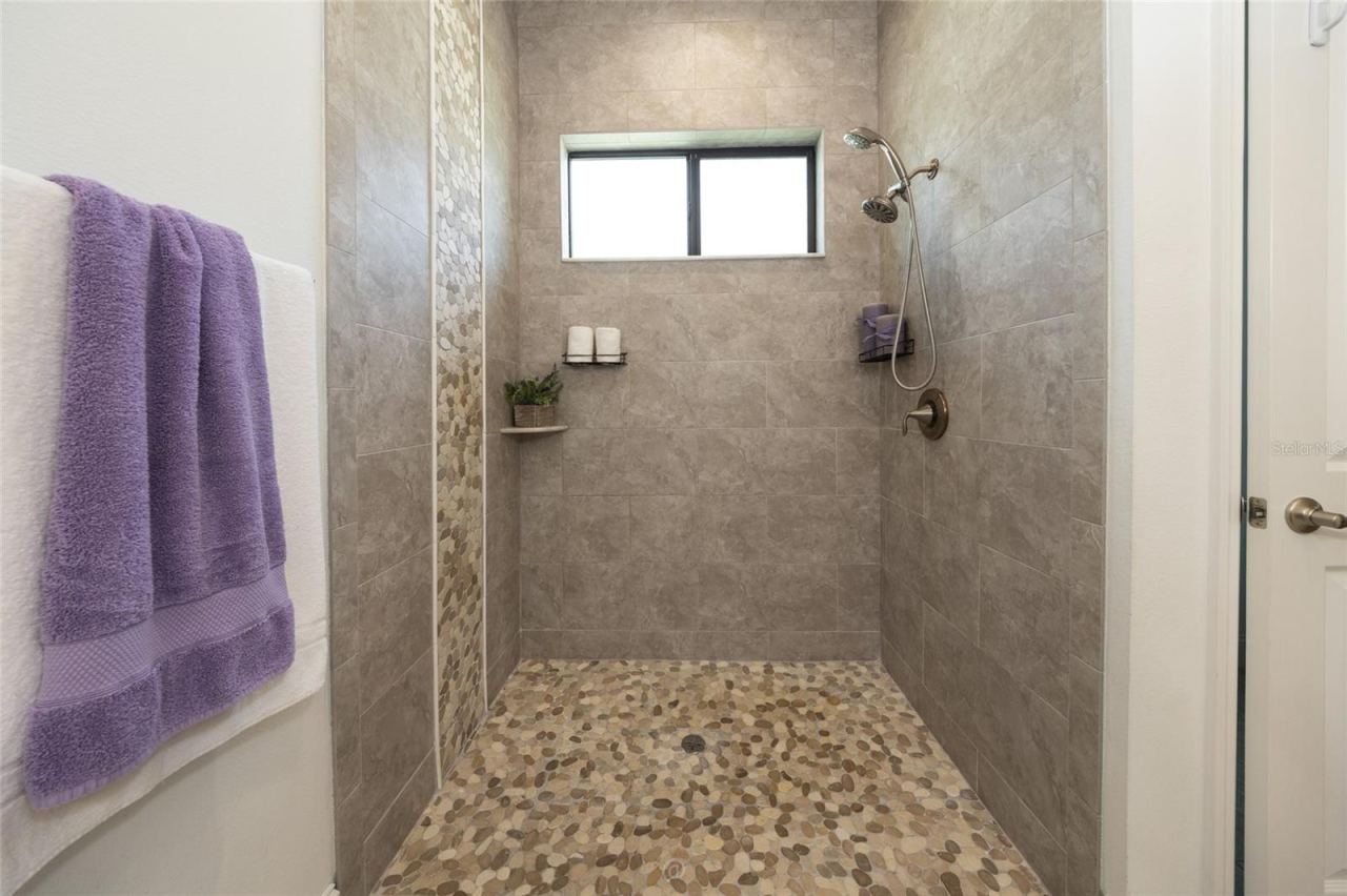 Photo 14 of 20: Large Walk-In Shower In The Ensuite