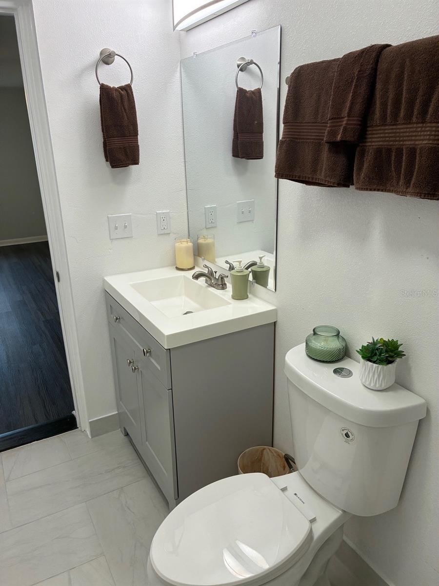 Photo 18 of 20: Master Bath