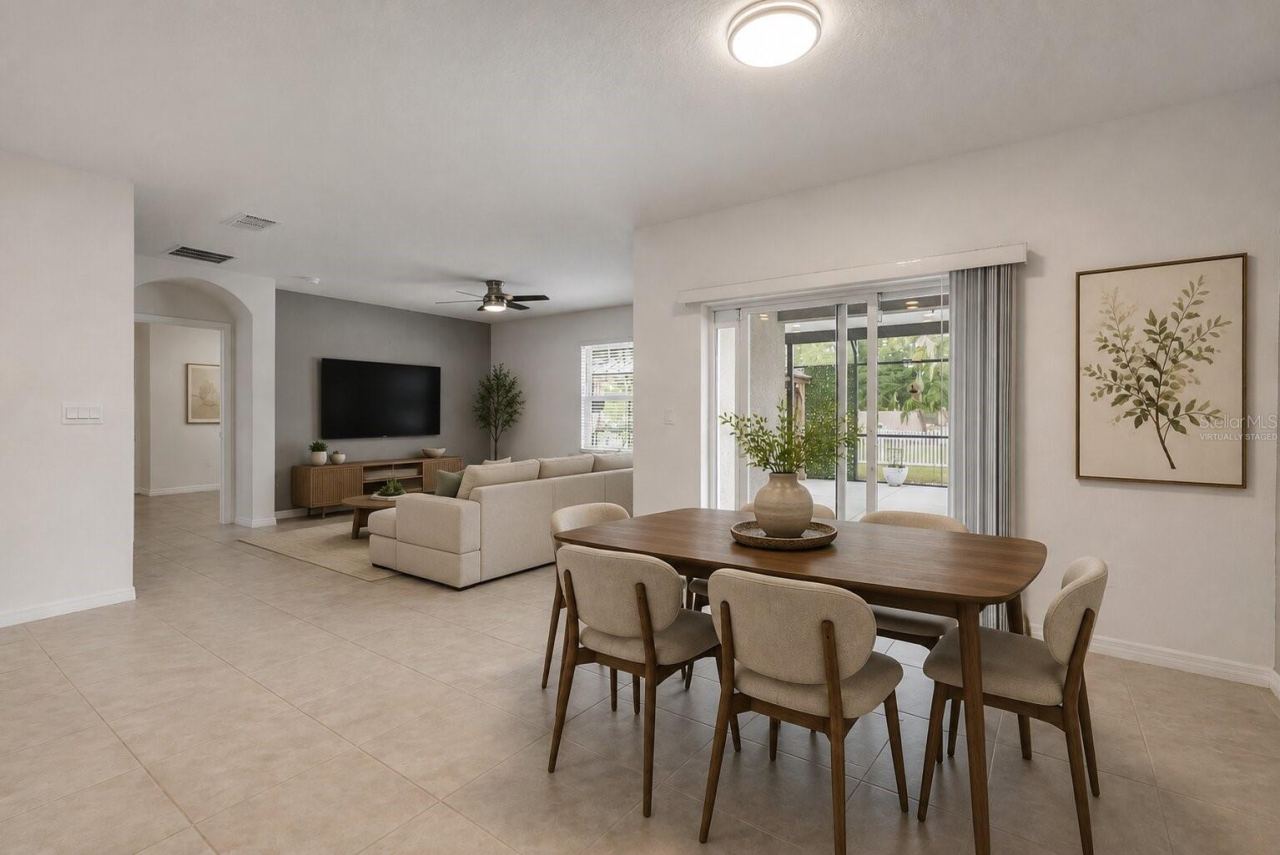 Photo 17 of 20: Virtually staged Dining area
