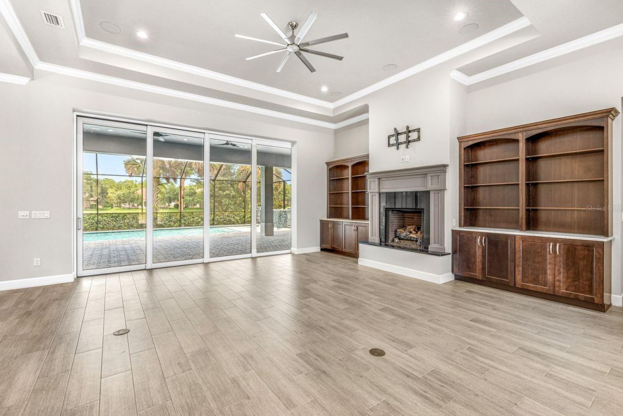 Photo 20 of 20: FAMILY ROOM