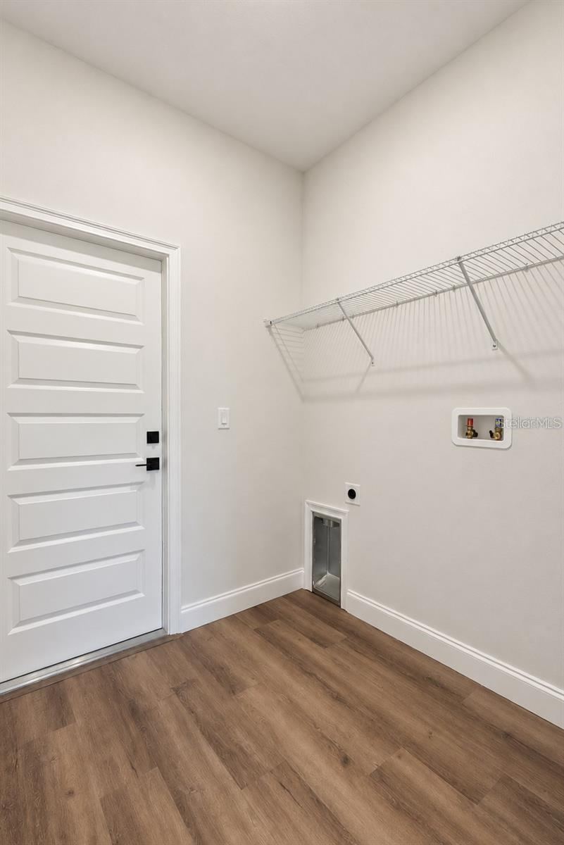 Photo 16 of 20