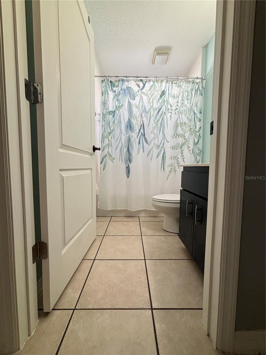 Photo 14 of 20