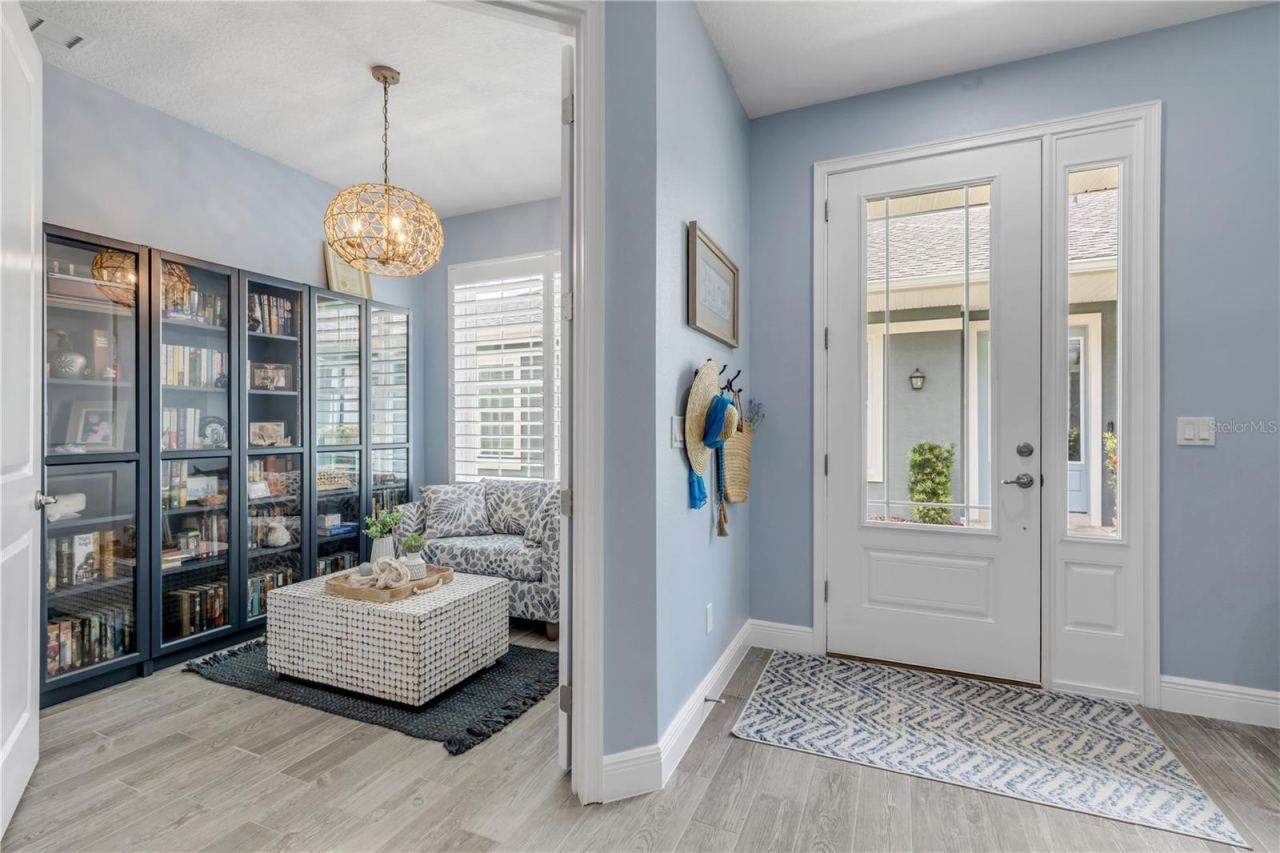 Photo 7 of 20