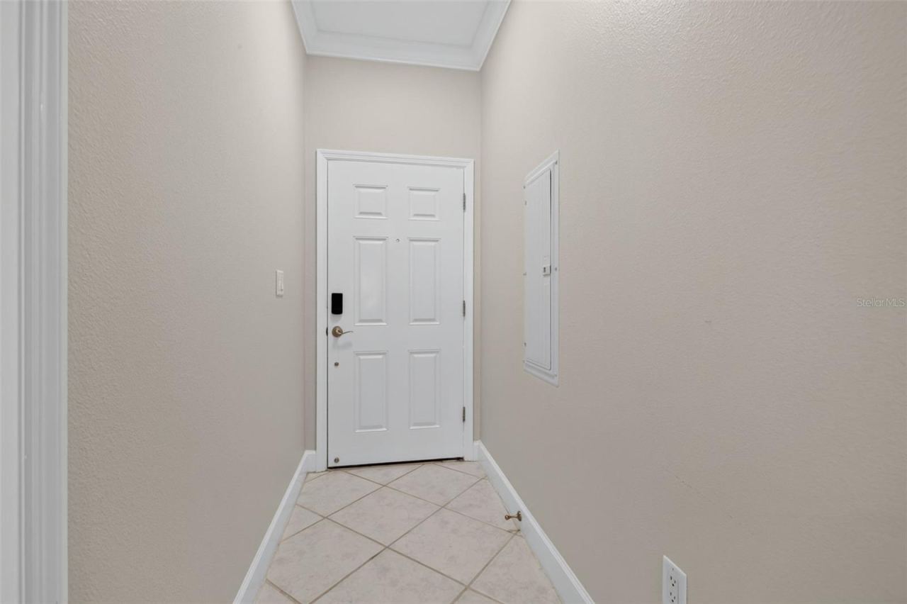 Photo 8 of 20