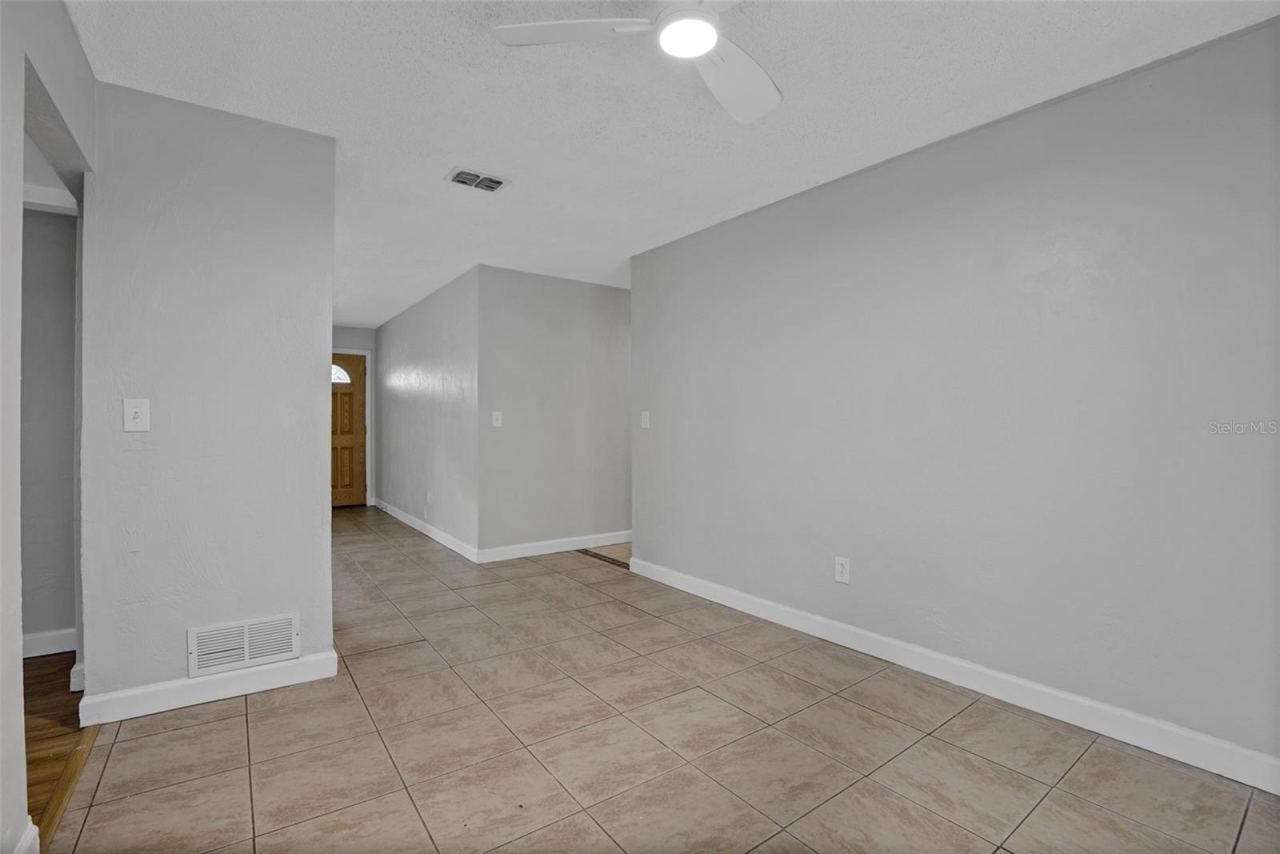 Photo 9 of 20