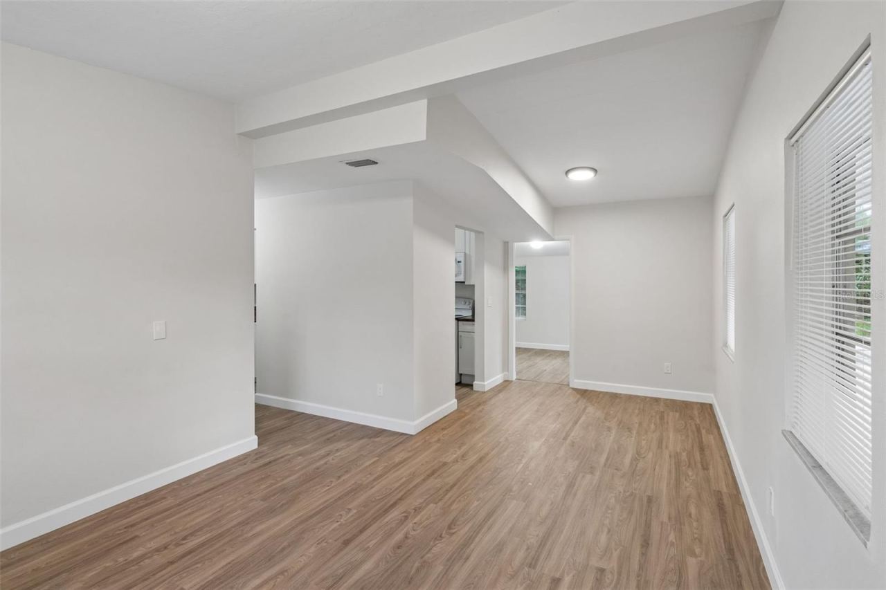 Photo 8 of 20: Separate Dining area