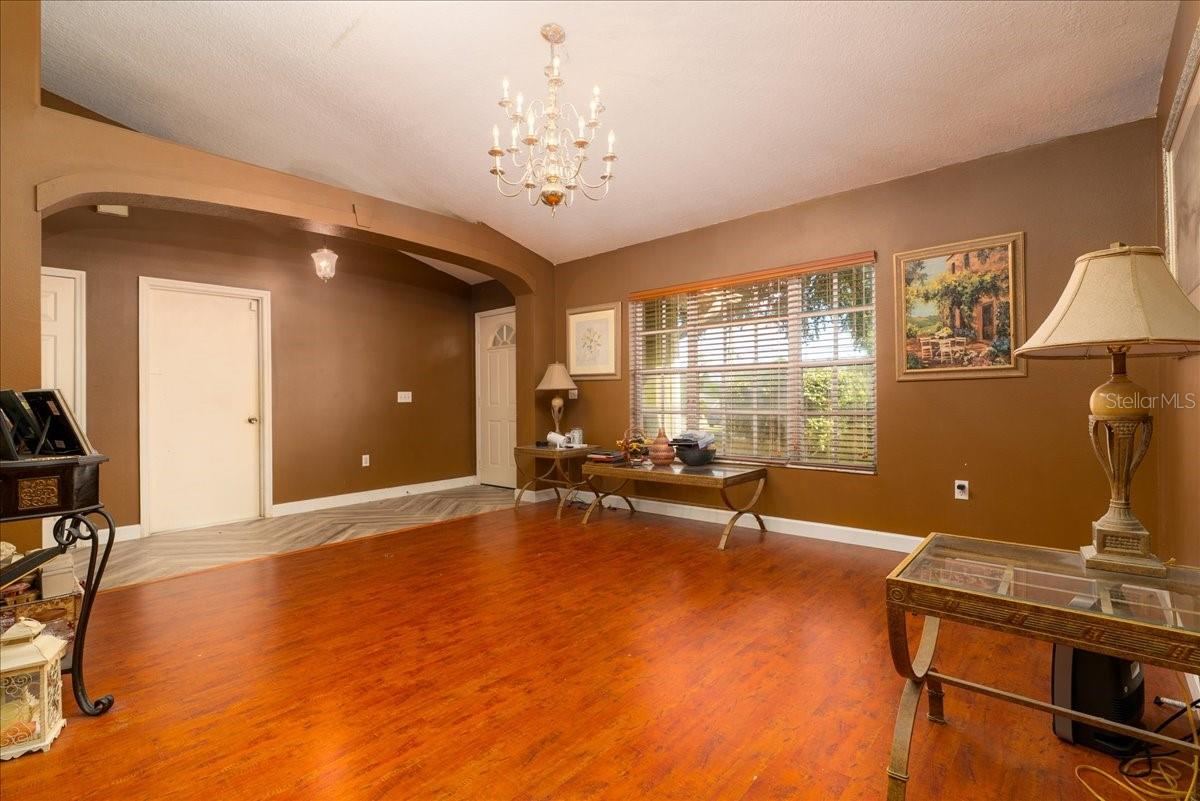 Photo 7 of 20