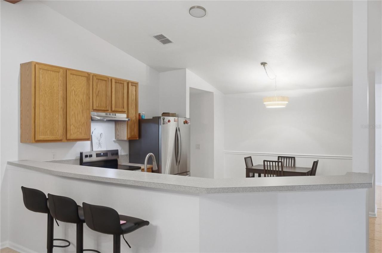 Photo 6 of 18